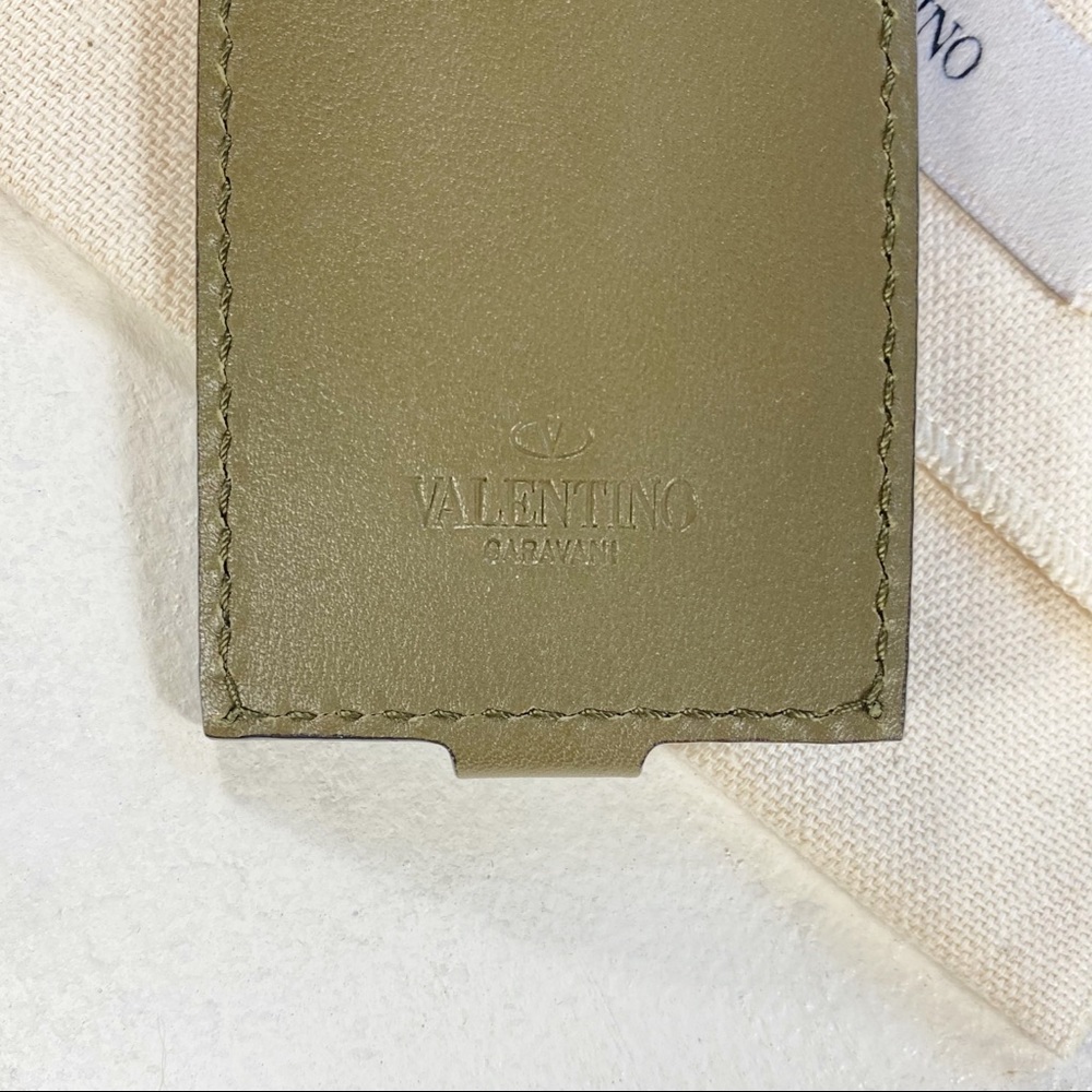Valentino Garavani Rockstud Bag Charm/Luggage Tag - Picture 5 of 6